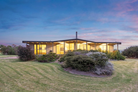 Limosa Rise - Accommodation QLD 34