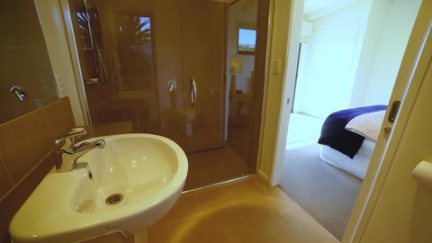 Limosa Rise - Accommodation QLD 22