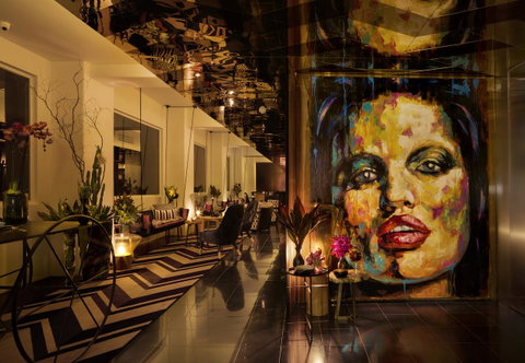 Adelphi Hotel - Accommodation QLD 9
