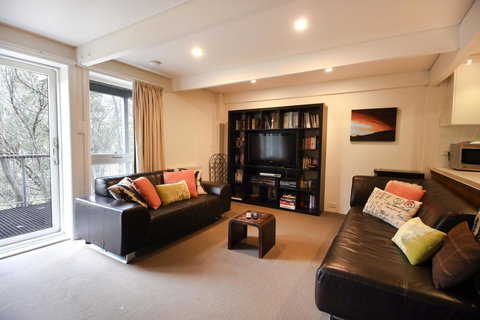 Maisonettes Falls Creek - Accommodation QLD 2