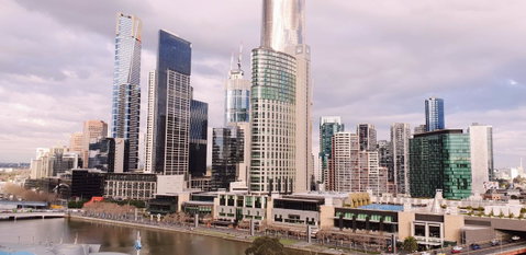 Trendy City Pad Melbourne - Accommodation QLD 18