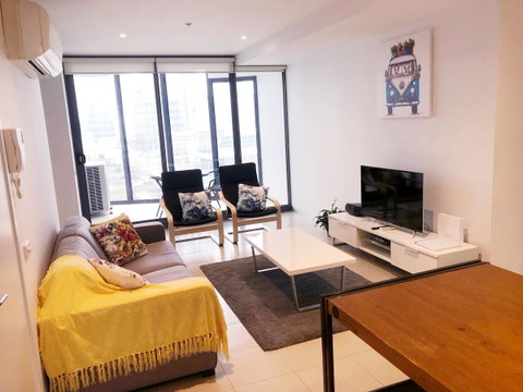 Trendy City Pad Melbourne - Accommodation QLD 5