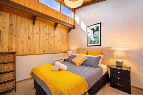 FOUNTAINS 3, Mount Hotham - Accommodation QLD 4