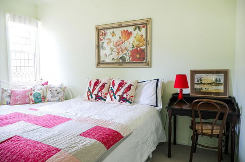 Miss Pym's Cottage - Accommodation QLD 23