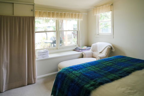 Miss Pym's Cottage - Accommodation QLD 17