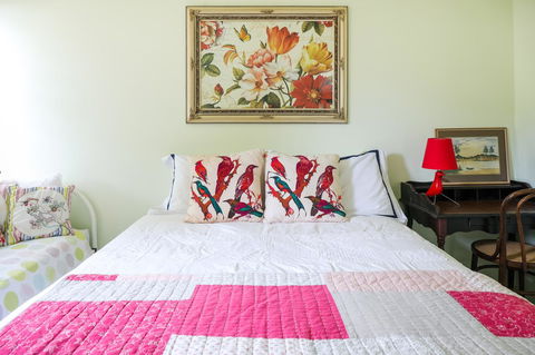 Miss Pym's Cottage - Accommodation QLD 24