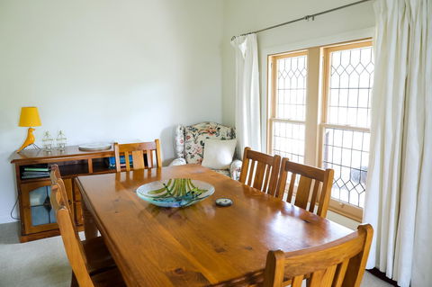 Miss Pym's Cottage - Accommodation QLD 36