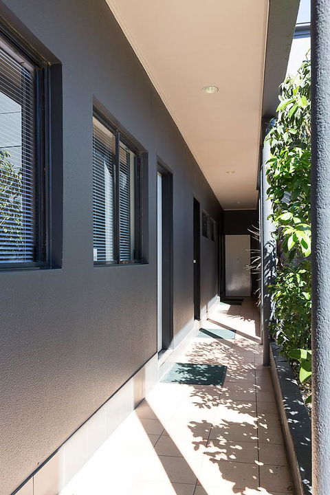 Barkly Motorlodge - Accommodation QLD 7