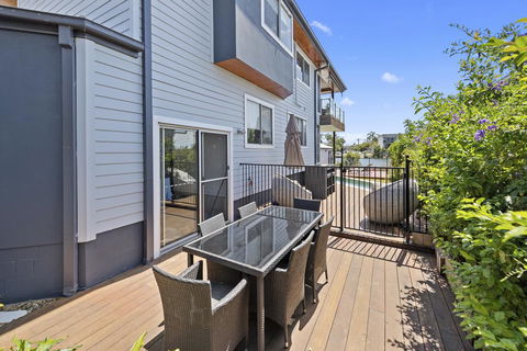 The Boat Shed - Accommodation QLD 3