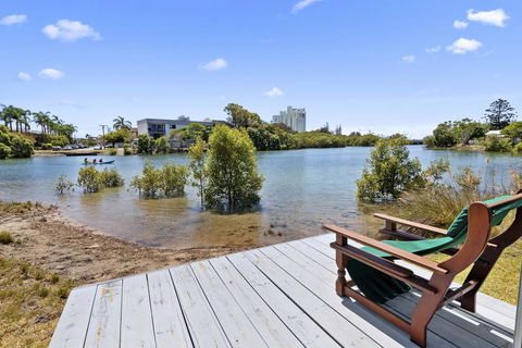 The Boat Shed - Accommodation QLD 2
