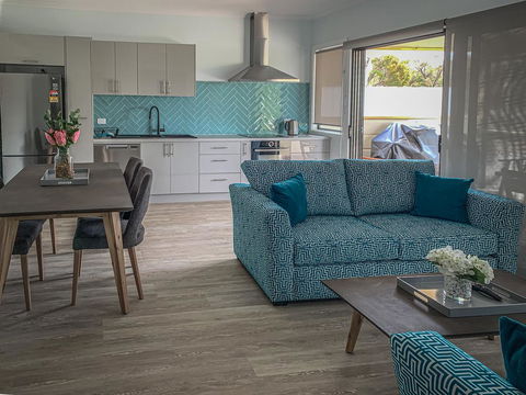 The Boathouse - Accommodation QLD 0