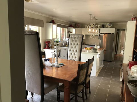 The Booville Hotel - Accommodation QLD 1