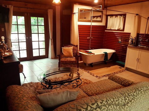 The Cabin - Accommodation QLD 0