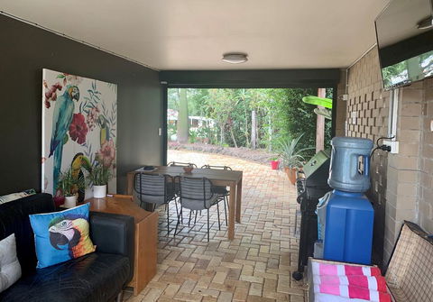 The Canungra Motel - Accommodation QLD 2