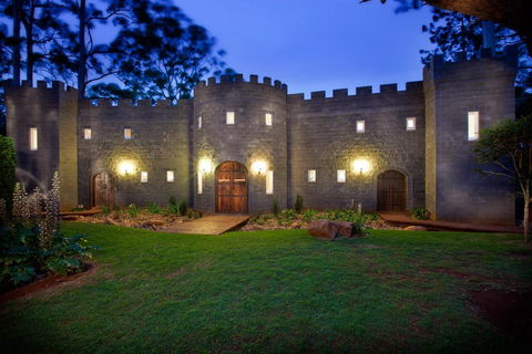 The Castle On Tamborine - Accommodation QLD 0