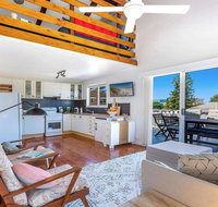 The Chalet at Callala Beach - beach house character - Accommodation QLD