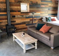 The Cottage - 58 Acre Farm Stay at Hanging Rock - Accommodation QLD