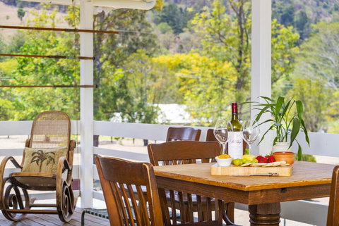 The Cottage On Lamington - Accommodation QLD 1