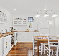 The Cottage on Lamington - Accommodation QLD