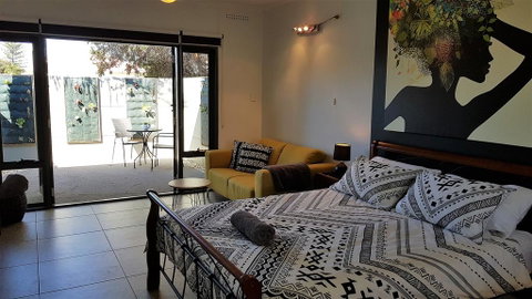 The Courtyard - Accommodation QLD 0