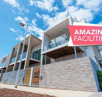 The Cove  New Port-Pool - Spa - Sauna - Gym  More - Accommodation QLD