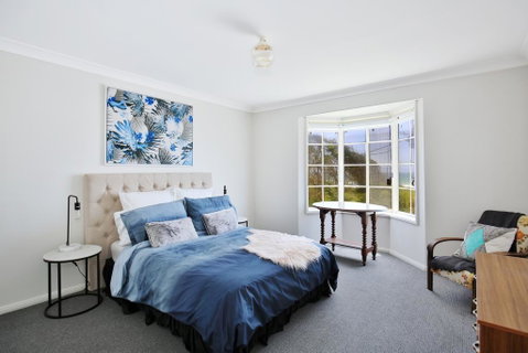 The Crescent - Pet Friendly - 1 Min To Beach - Accommodation QLD 0