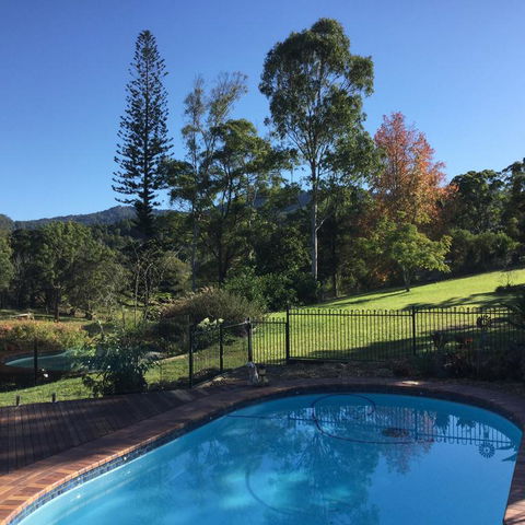 The Croft Bed And Breakfast - Accommodation QLD 3