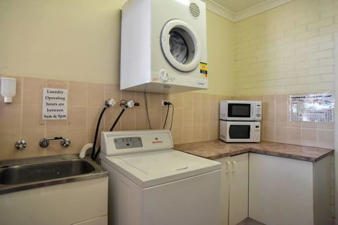 The Crossing Motel - Accommodation QLD 3