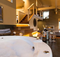 The Edge Villa - Accommodation QLD