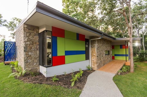 The Feathered Nest - Luxury Wildlife Retreat - Accommodation QLD 1