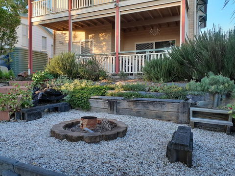 The Friendly Chat Bed And Breakfast - Accommodation QLD 1