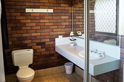 The Gallery Motor Inn - Accommodation QLD 2