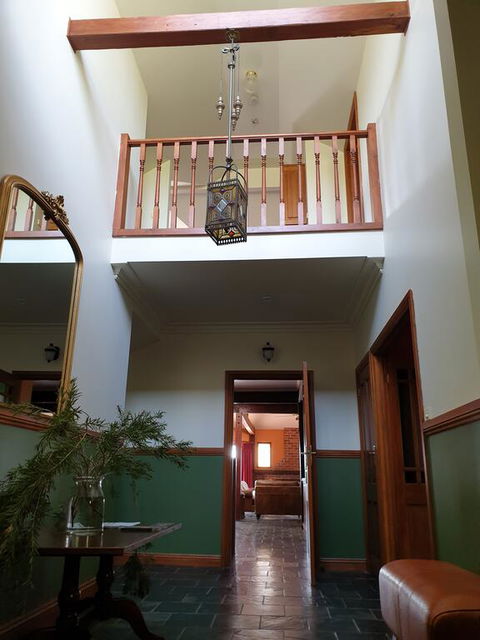 The George Yering - Accommodation QLD 3