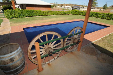 The Gidgee Inn - Accommodation QLD 0