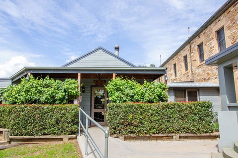 The Globe Hotel, Rylstone - Accommodation QLD 1