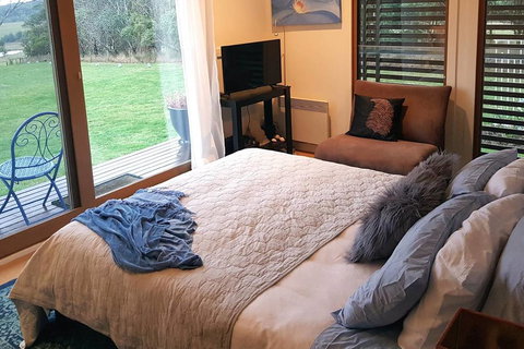 The Gurdies Room With Amazing Sunset Views - Accommodation QLD 0