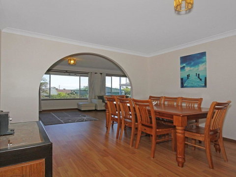The Heights - Home Style Comforts - Accommodation QLD 1