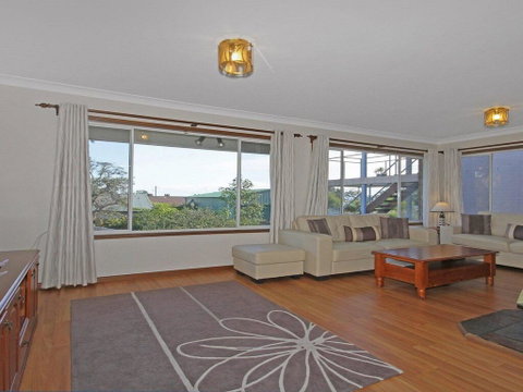 The Heights - Home Style Comforts - Accommodation QLD 2