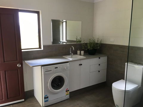 The Jungle Stays - Accommodation QLD 3