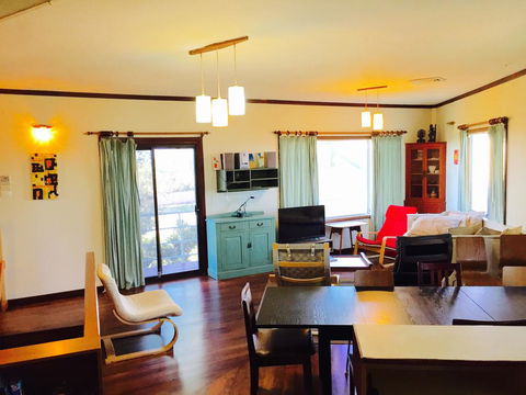 The Kite Beach House - Accommodation QLD 1