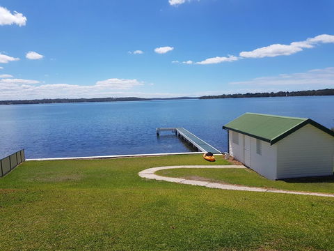 The Lake Escape - Accommodation QLD 0