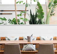 The Lakes Hotel - Accommodation QLD