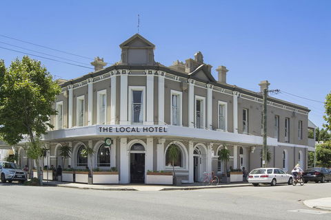 The Local Hotel - Accommodation QLD 0
