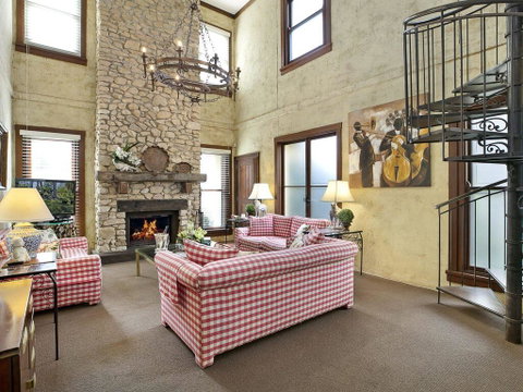 The Lodge @ Linden Hall - Accommodation QLD 3