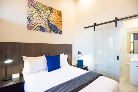 The Mile End Hotel - Accommodation QLD 3