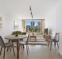 The most convenient location in town - Accommodation QLD