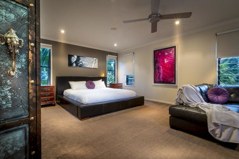 The Mountain View Retreat - Accommodation QLD 2