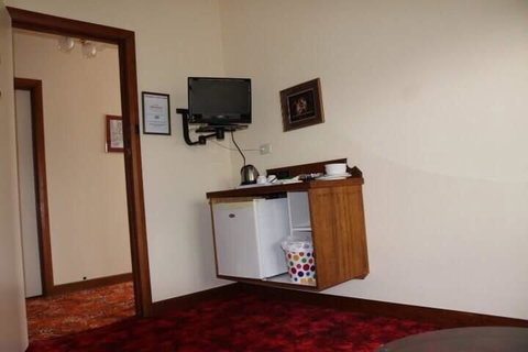 The Oast Inn Formaly Rosies Inn - Accommodation QLD 1