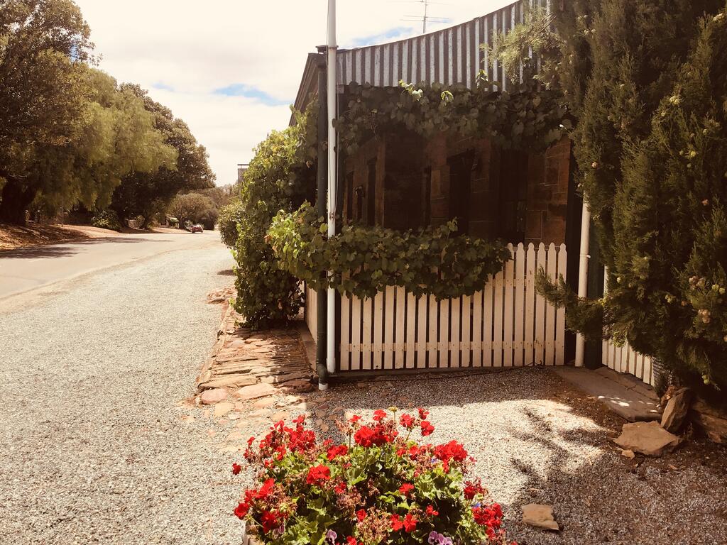 Koolunga SA Accommodation QLD