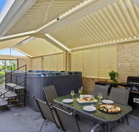 The Orient - Family  Pet Friendly - Huge Spa - Accommodation QLD